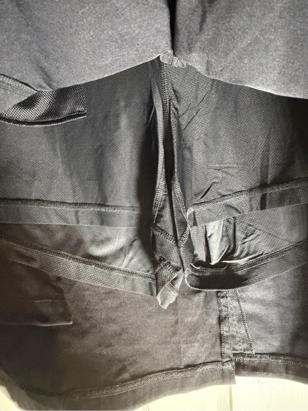 Duluth Women’s Black Utility Skort - Picture 3 of 4